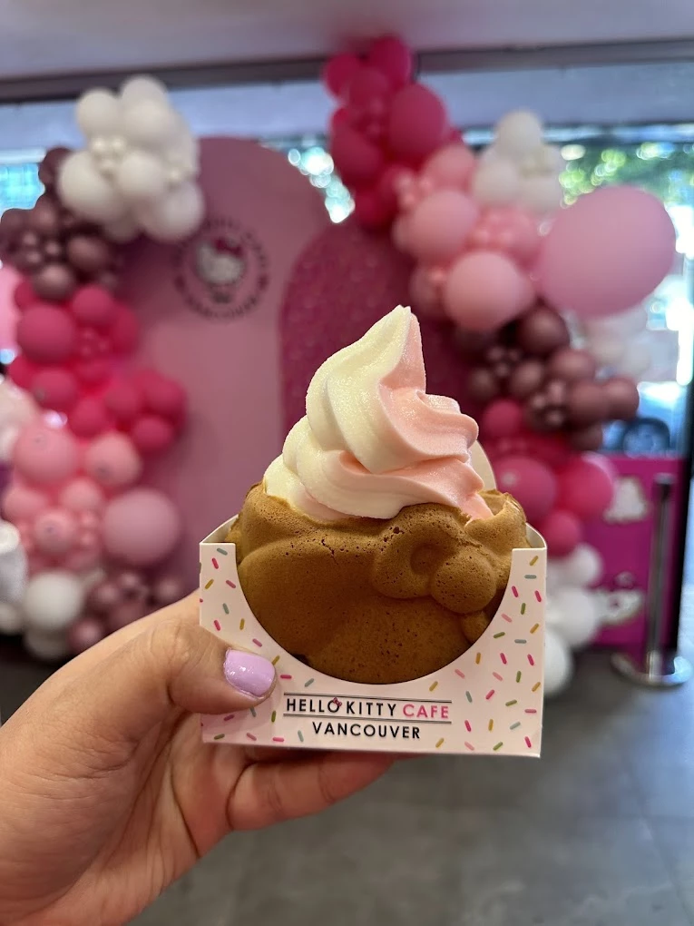 Hello Kitty Cafe Vancouver photo 1